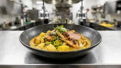 Gemüse-Hähnchen-Curry mit Kokosmilch – cremig, würzig und ganz unkompliziert